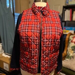 Crown & Ivy Red Plaid Quilted Vest and Sweater (2 Pieces)